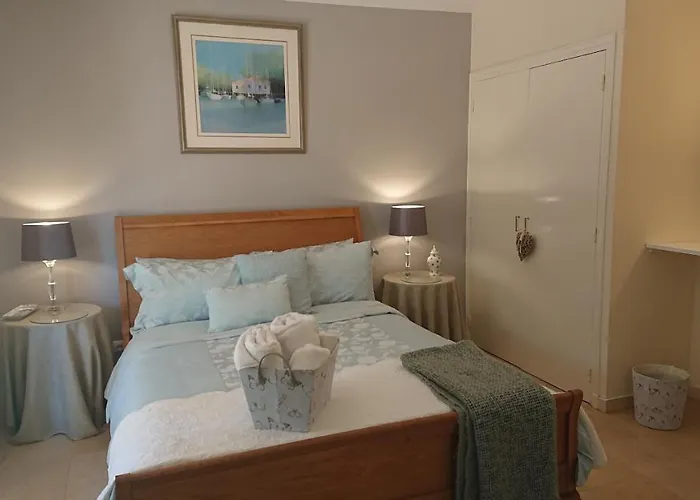 La Blanc (adults Only)